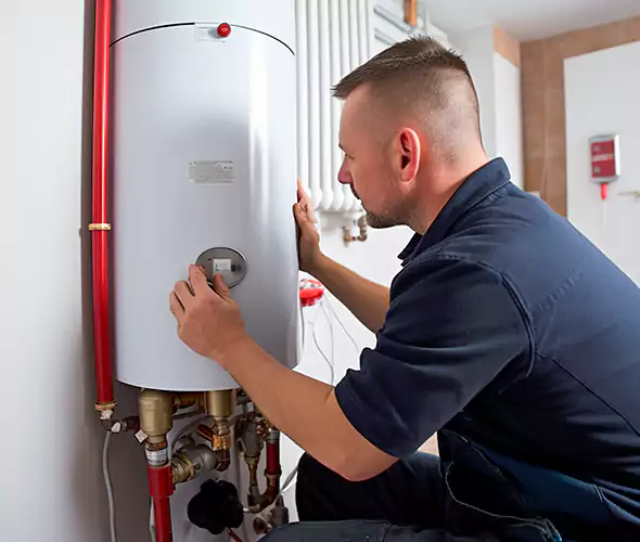 Expert Plumber for Gas Water Heater Replacement in Boca Raton, FL: Schedule Affordable Replacement Services with Us